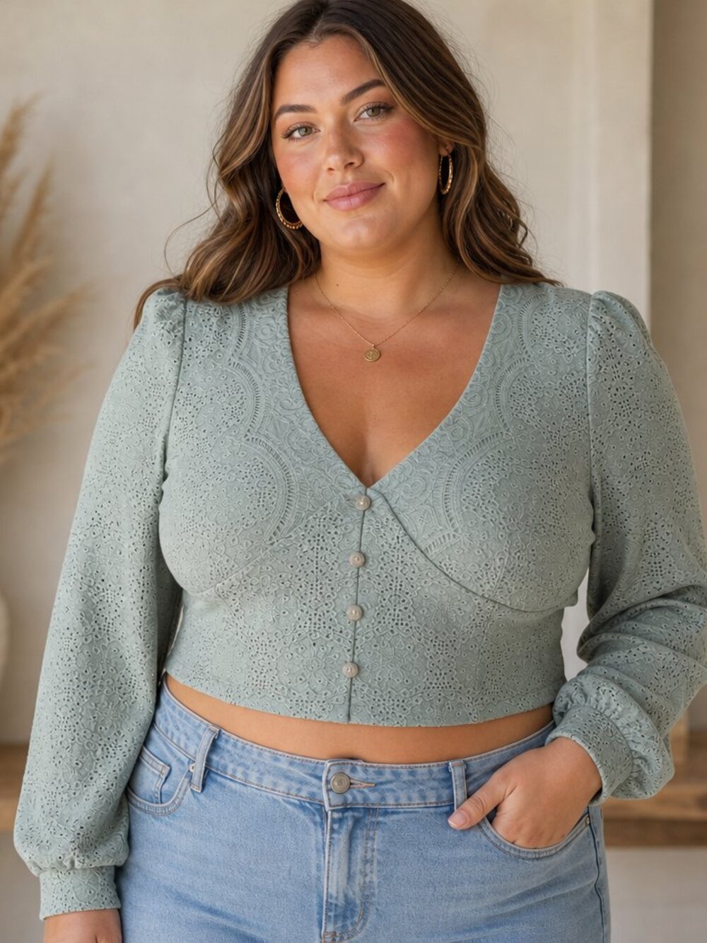 Kirious Elegant Lace Crop Top in Soft Green.